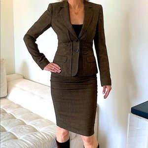 NWOT - Escada suit - jacket &skirt combo